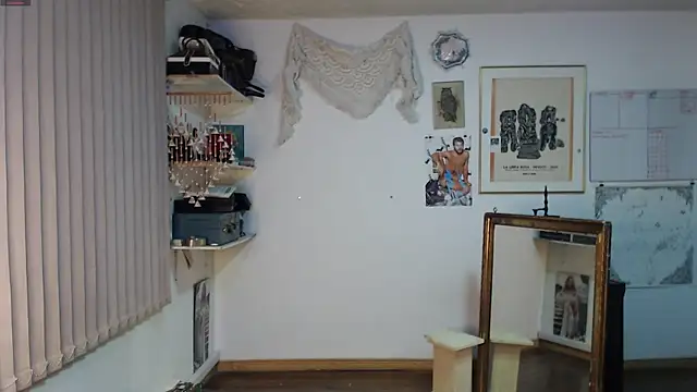 Siriss boyrag online show from 1, 11, 2025