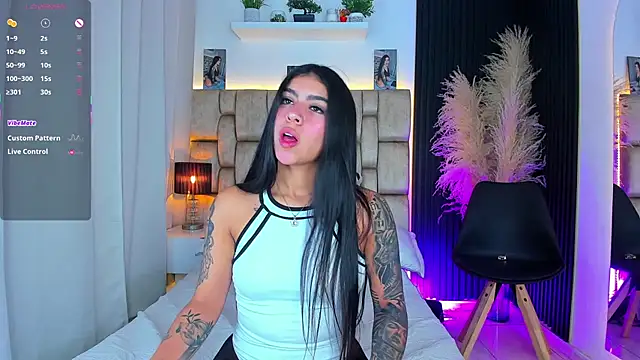 little sophie18 online show from 28, 5, 2026