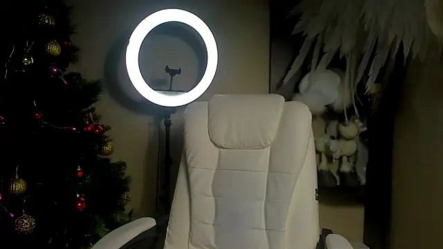 Snapshot of foxy_blond chatting on 19, 12, 2025 foxy blond online show from 19, 12, 2025