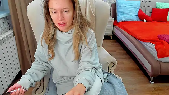 Snapshot of foxy_blond chatting on 28, 2, 2026 foxy blond online show from 28, 2, 2026