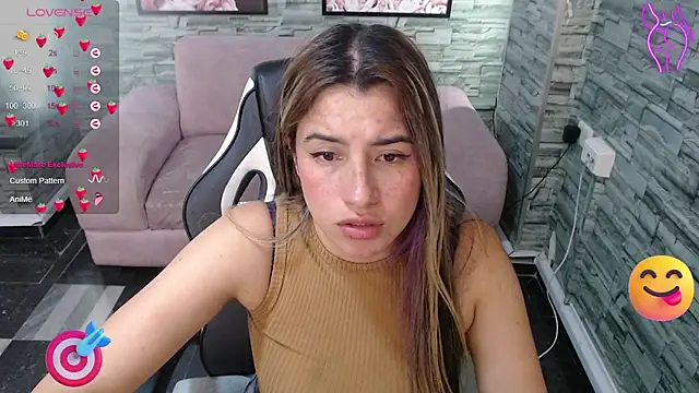 Snapshot of Valerie_b chatting on 1, 2, 2025 Valerie b online show from 1, 2, 2025