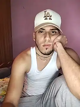 Snapshot of JackOcean chatting on 5, 1, 2025 JackOcean online show from 5, 1, 2025