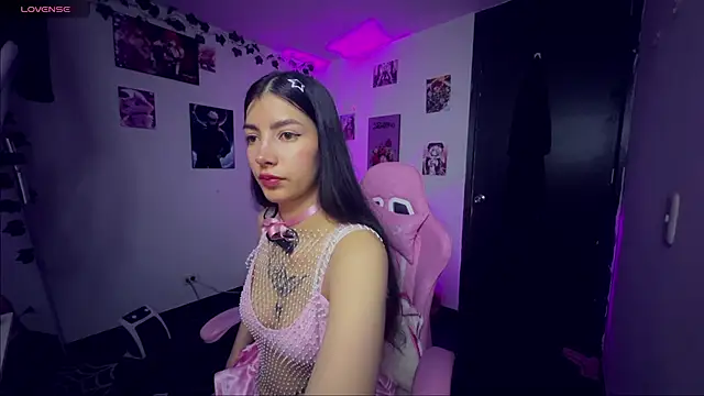 Snapshot of cami_mila9 chatting on 20, 5, 2026 cami mila9 online show from 20, 5, 2026