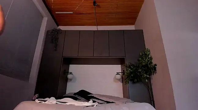 Ian Daviz online show from 8, 2, 2025