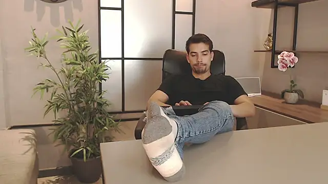 Ian Daviz online show from 8, 3, 2025