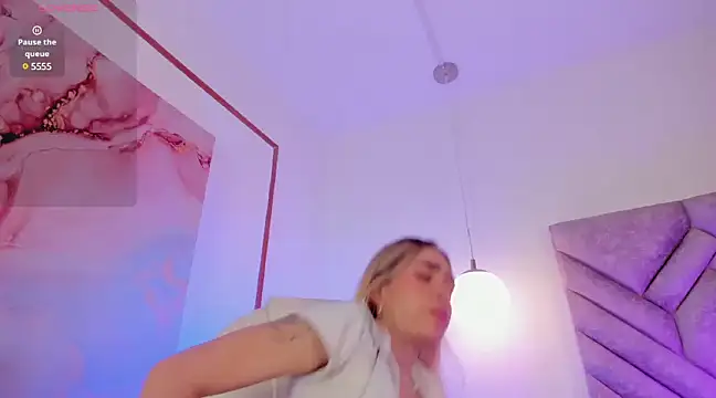 Lucy Vega online show from 31, 12, 2024