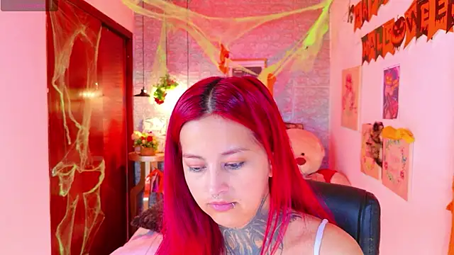 Snapshot of meghan_nill chatting on 30, 10, 2025 meghan nill online show from 30, 10, 2025