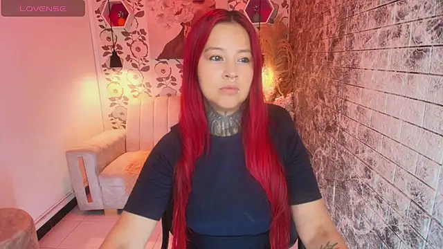 Snapshot of meghan_nill chatting on 14, 11, 2025 meghan nill online show from 14, 11, 2025