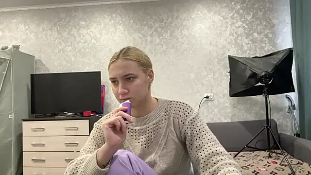 AnneBall online show from 23, 1, 2025