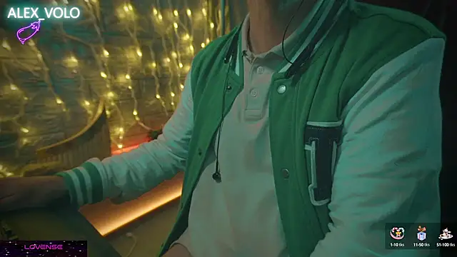 Snapshot of alex-volo chatting on 6, 1, 2025 alex-volo online show from 6, 1, 2025