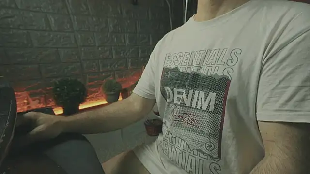 Snapshot of alex-volo chatting on 12, 10, 2025 alex-volo online show from 12, 10, 2025