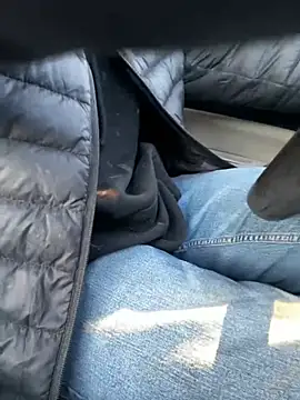 SmokingSloth online show from 21, 2, 2025