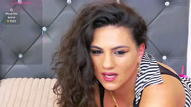 LorenneMays online show from 29, 11, 2025