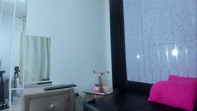 FernandaClar online show from 28, 9, 2025