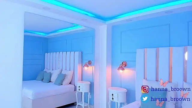 Snapshot of hannaa_brown chatting on 8, 1, 2025 hannaa brown online show from 8, 1, 2025