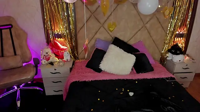 SummersAngel online show from 13, 4, 2026