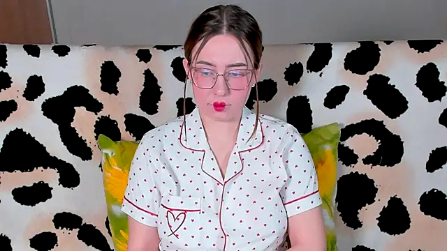 VeronikaKissuchi online show from 14, 2, 2025