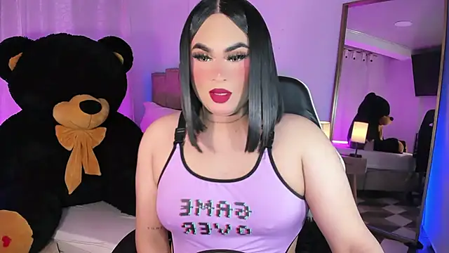 Snapshot of alexia_mattel chatting on 8, 11, 2025 alexia mattel online show from 8, 11, 2025