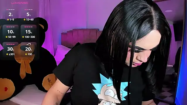 Snapshot of alexia_mattel chatting on 21, 11, 2025 alexia mattel online show from 21, 11, 2025