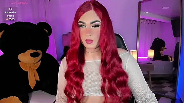 Snapshot of alexia_mattel chatting on 13, 12, 2025 alexia mattel online show from 13, 12, 2025