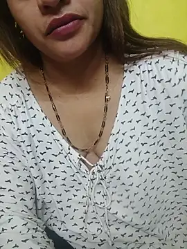 Snapshot of Sexyranibhabhi chatting on 23, 5, 2026 Sexyranibhabhi online show from 23, 5, 2026