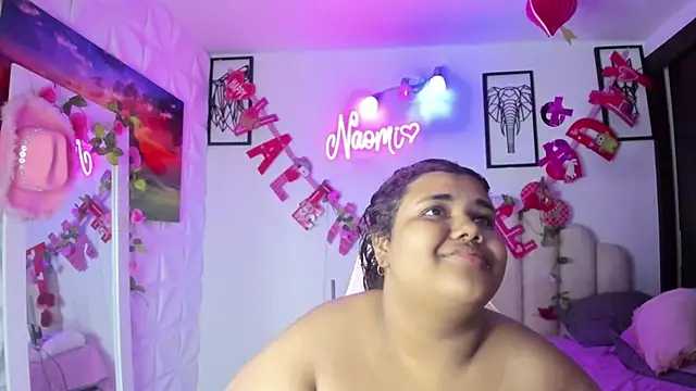 NaomiAsha online show from 19, 2, 2025