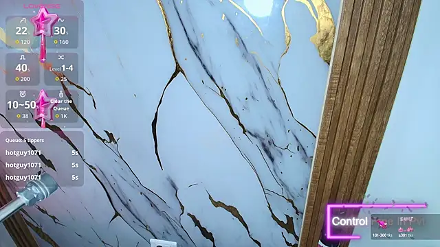 Snapshot of Lizz_Tender chatting on 5, 10, 2025 Lizz Tender online show from 5, 10, 2025