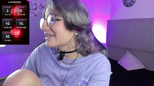 Snapshot of SukiFuyu_ chatting on 11, 2, 2025 SukiFuyu online show from 11, 2, 2025