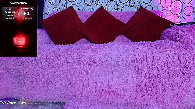 Snapshot of SukiFuyu_ chatting on 25, 9, 2025 SukiFuyu online show from 25, 9, 2025