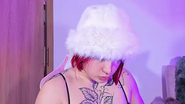 annika taylor online show from 4, 3, 2025