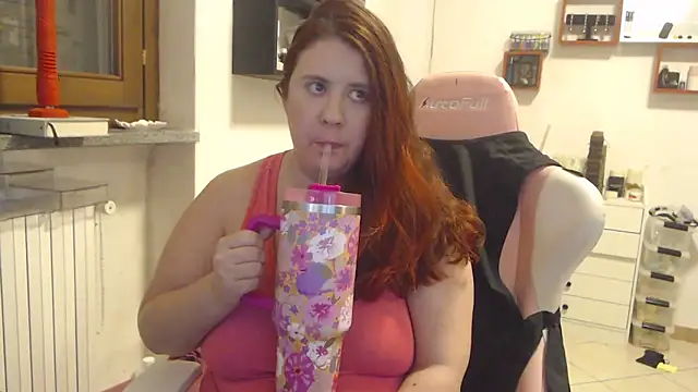 Snapshot of valerysexy chatting on 18, 9, 2025 valerysexy online show from 18, 9, 2025