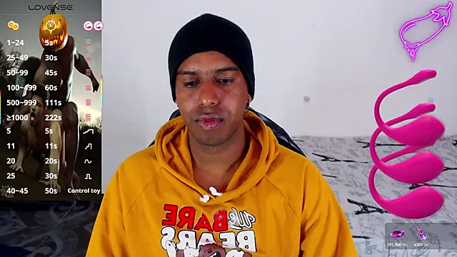 Snapshot of mrjhon26 chatting on 8, 10, 2025 mrjhon26 online show from 8, 10, 2025