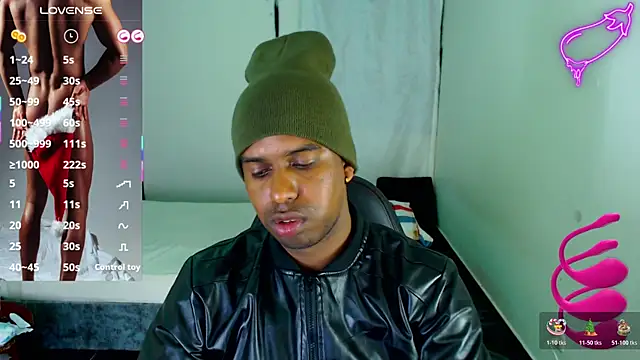 Snapshot of mrjhon26 chatting on 14, 11, 2025 mrjhon26 online show from 14, 11, 2025