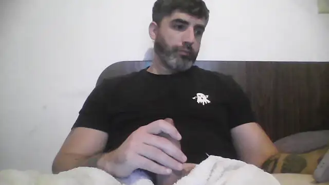 Snapshot of ozzypsico13 chatting on 6, 5, 2026 ozzypsico13 online show from 6, 5, 2026