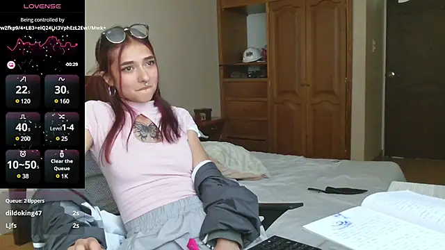 3badweed3 online show from 4, 2, 2025