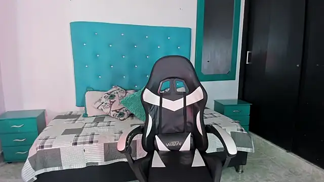 Tasha Sant online show from 8, 9, 2025