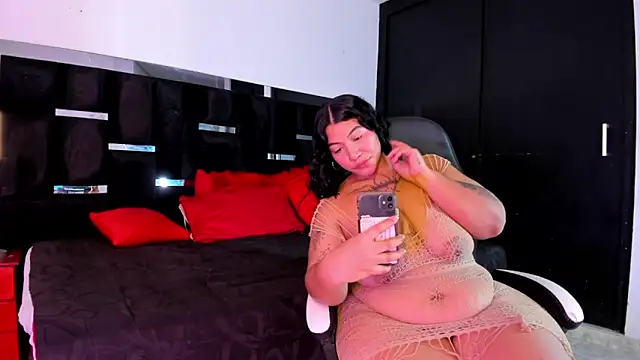 Tasha Sant online show from 17, 10, 2025