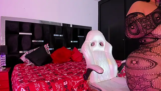 Tasha Sant online show from 27, 10, 2025