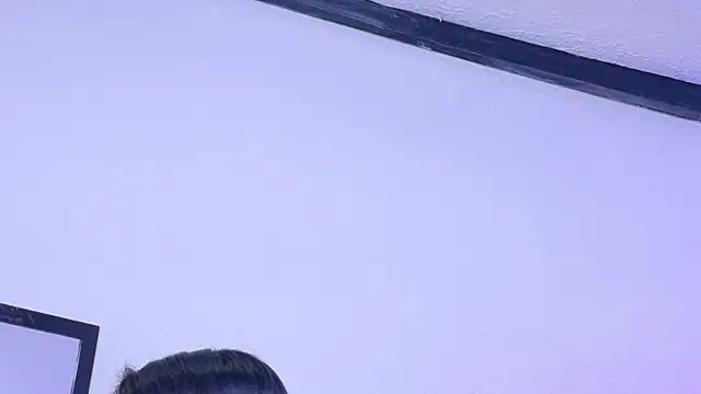 Snapshot of Skinny_hottie18 chatting on 3, 6, 2026 Skinny hottie18 online show from 3, 6, 2026