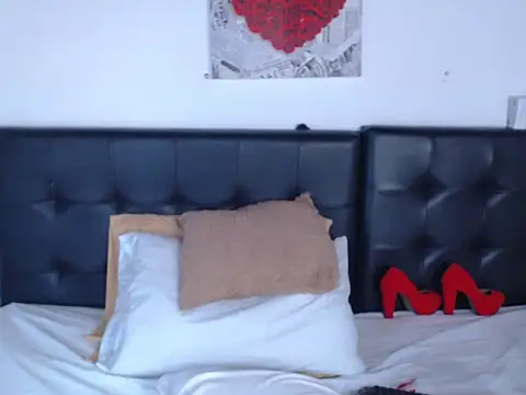 Amara Red online show from 26, 2, 2025