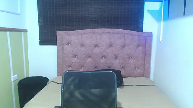Ruby Your Milf online show from 20, 5, 2026