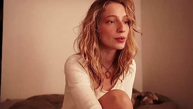 Stephany talks online show from 18, 12, 2024