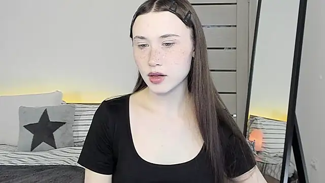 Stella Sunny online show from 24, 4, 2026