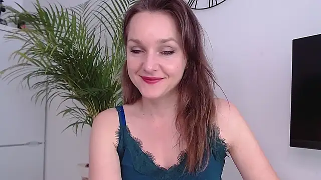AliciaDesire online show from 4, 2, 2025