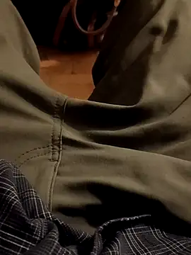 XXXDaddysGirl online show from 27, 11, 2025