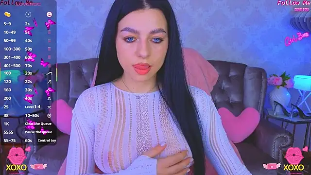 KitnissKiss online show from 2, 3, 2026