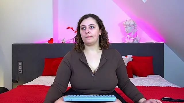 Snapshot of MaryMurray chatting on 1, 3, 2026 MaryMurray online show from 1, 3, 2026