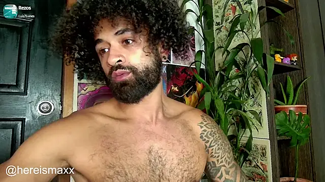 Snapshot of MaxG__ chatting on 1, 1, 2025 MaxG online show from 1, 1, 2025