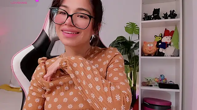 Adriennesexxx online show from 10, 12, 2024