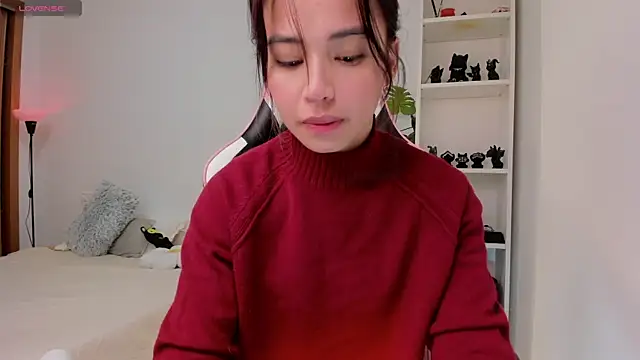 Adriennesexxx online show from 13, 12, 2024